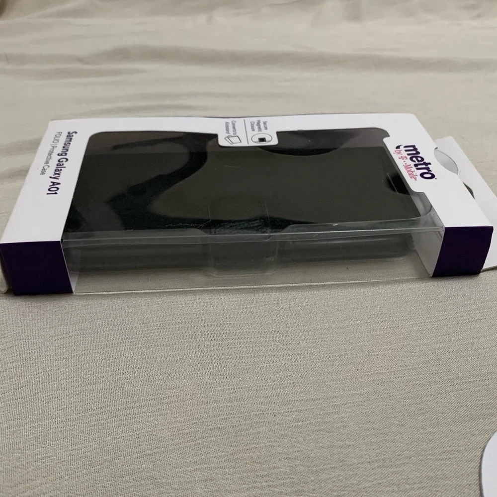 Samsung Galaxy A01 FOLIO | Protective Case Metro by T-Mobile